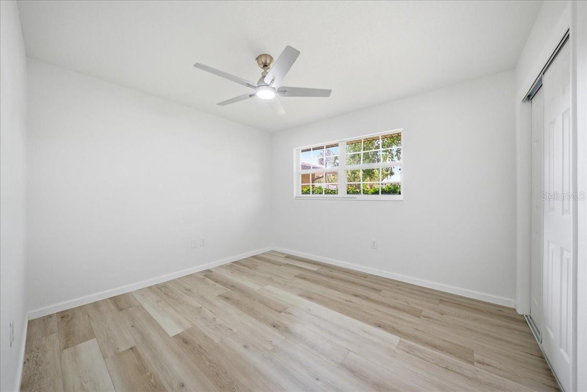 Image 22 of 38 For 2661 Applewood Drive