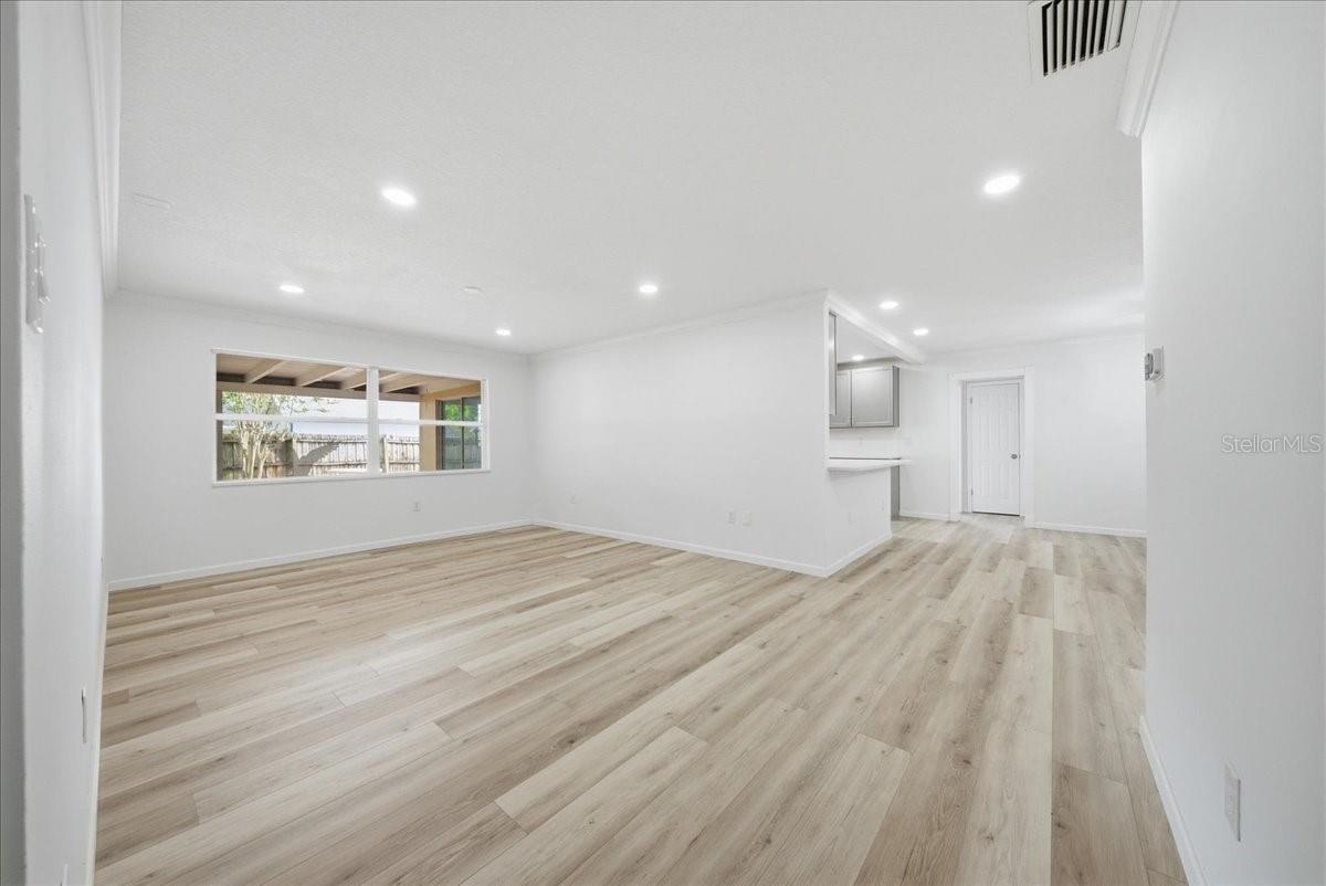 Image 27 of 38 For 2661 Applewood Drive