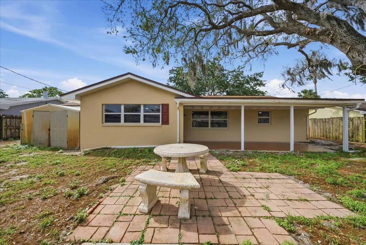 Image 33 of 38 For 2661 Applewood Drive