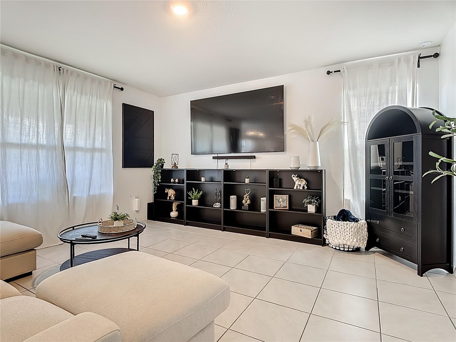 Image 18 of 56 For 501 Talisi Loop