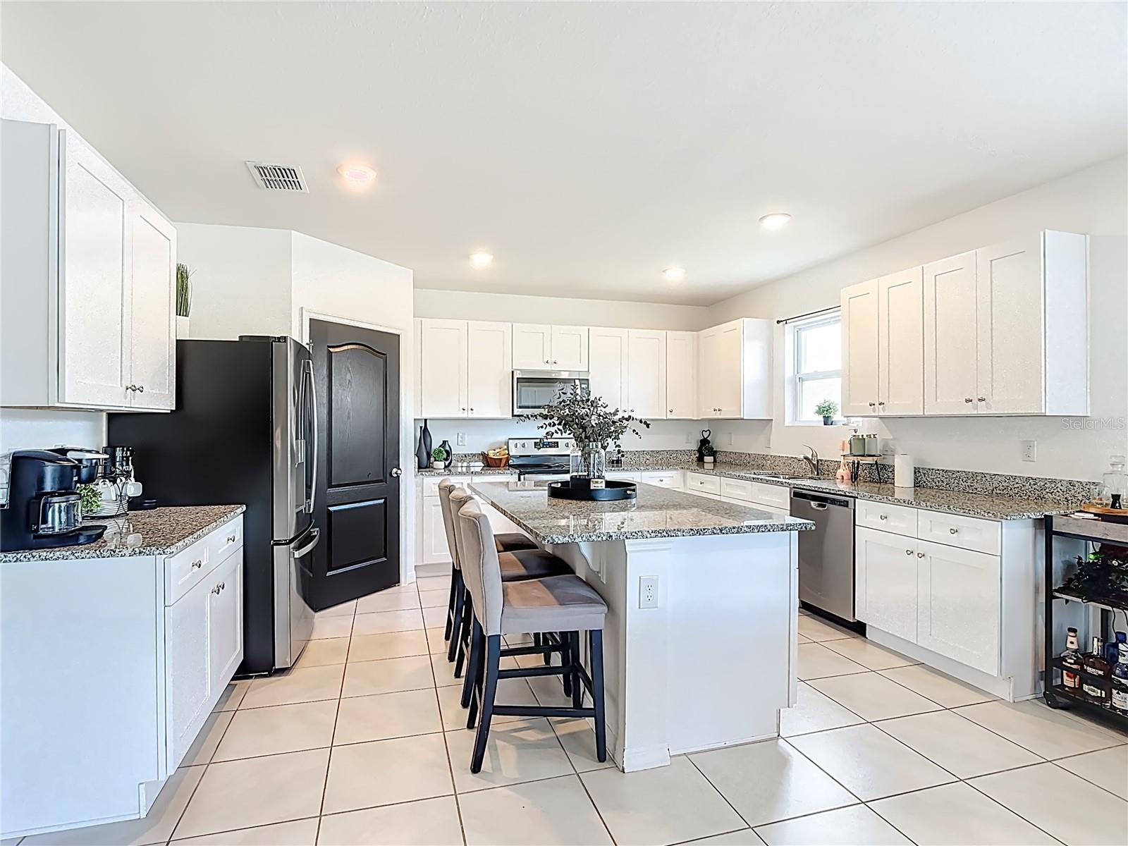 Image 7 of 56 For 501 Talisi Loop