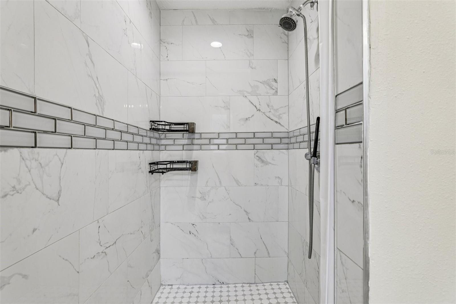 Image 15 of 21 For 943 Amaros Avenue