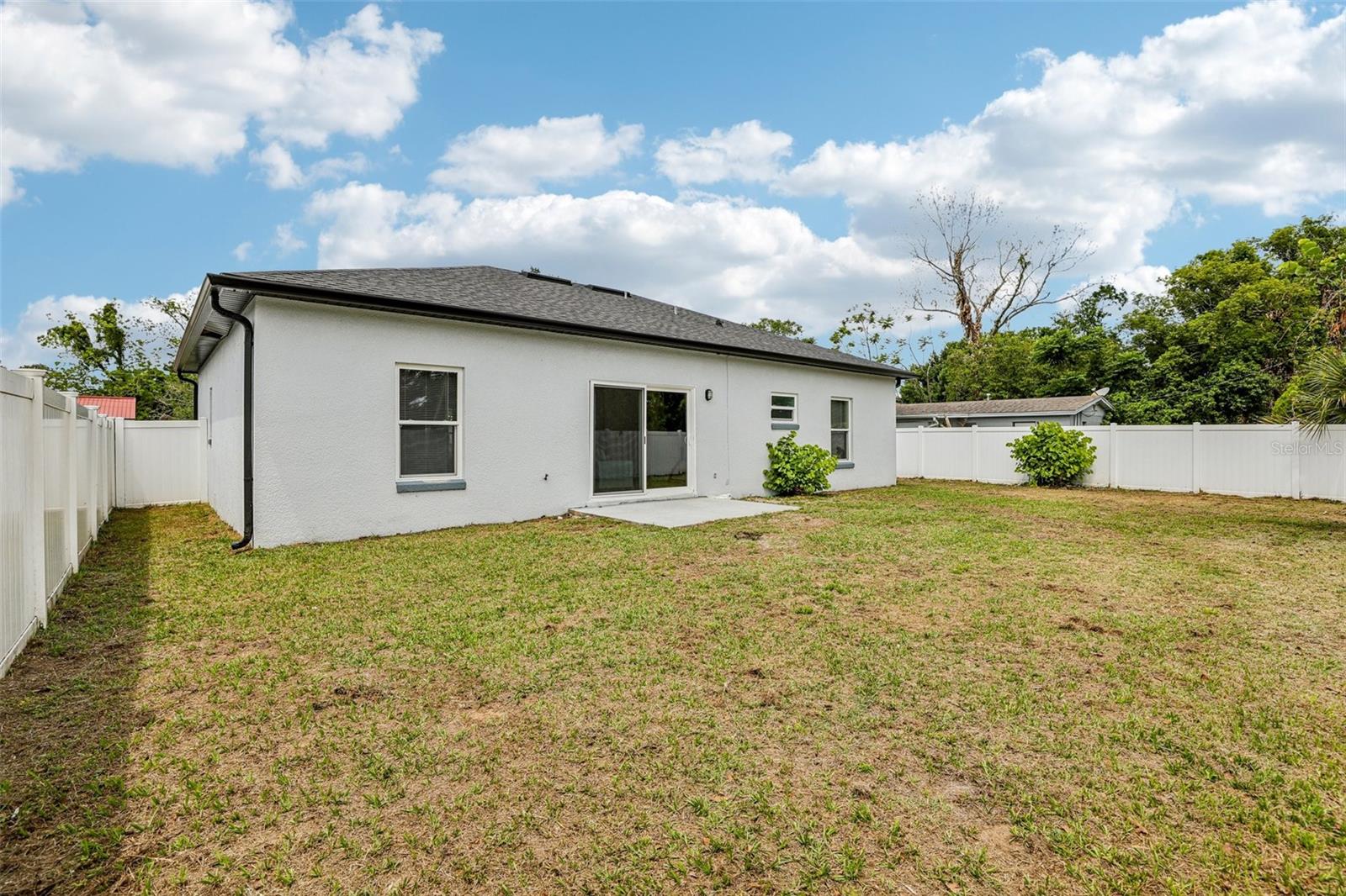 Image 20 of 21 For 943 Amaros Avenue