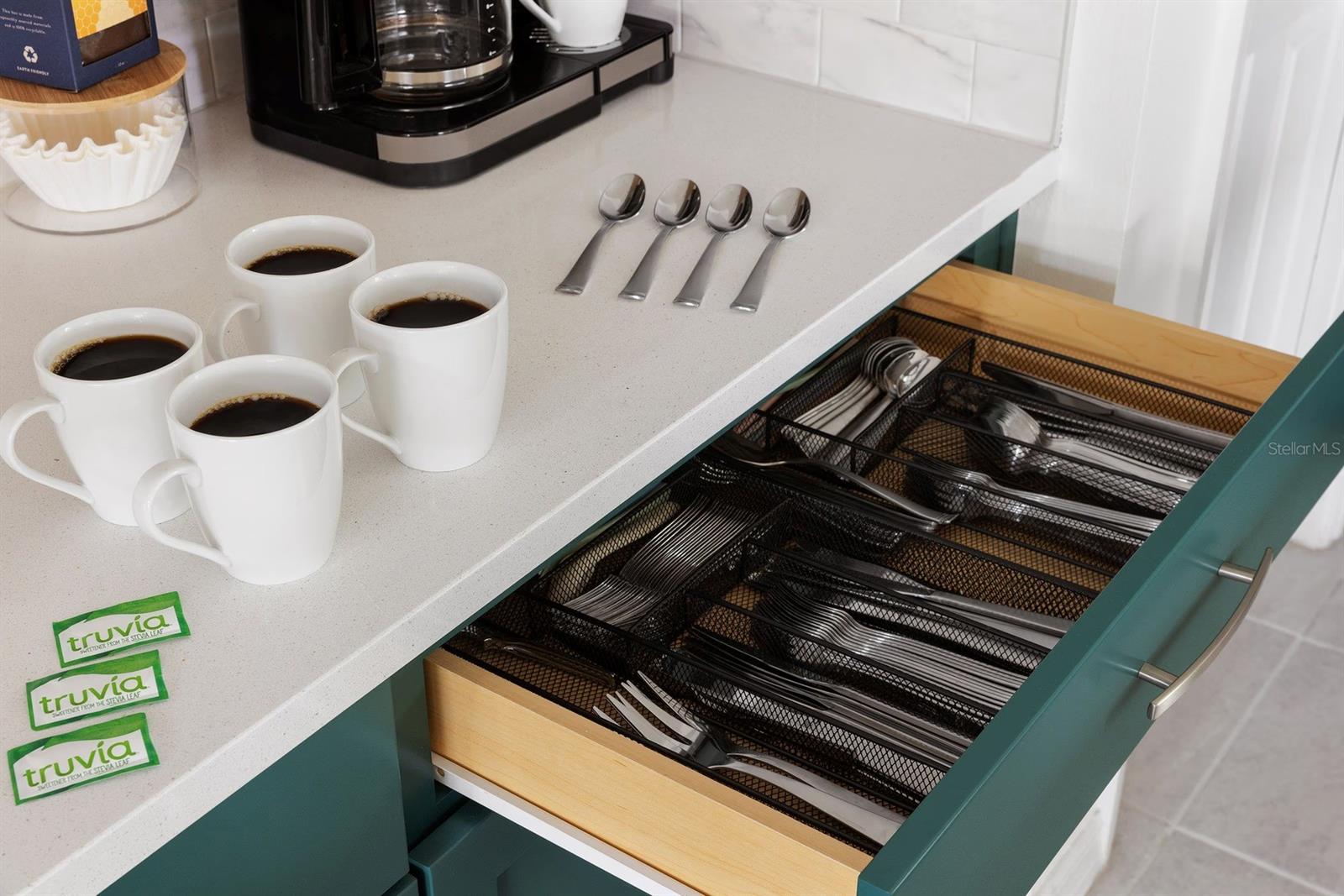 Image 8 of 53 For 8934 Coconut Breeze Drive