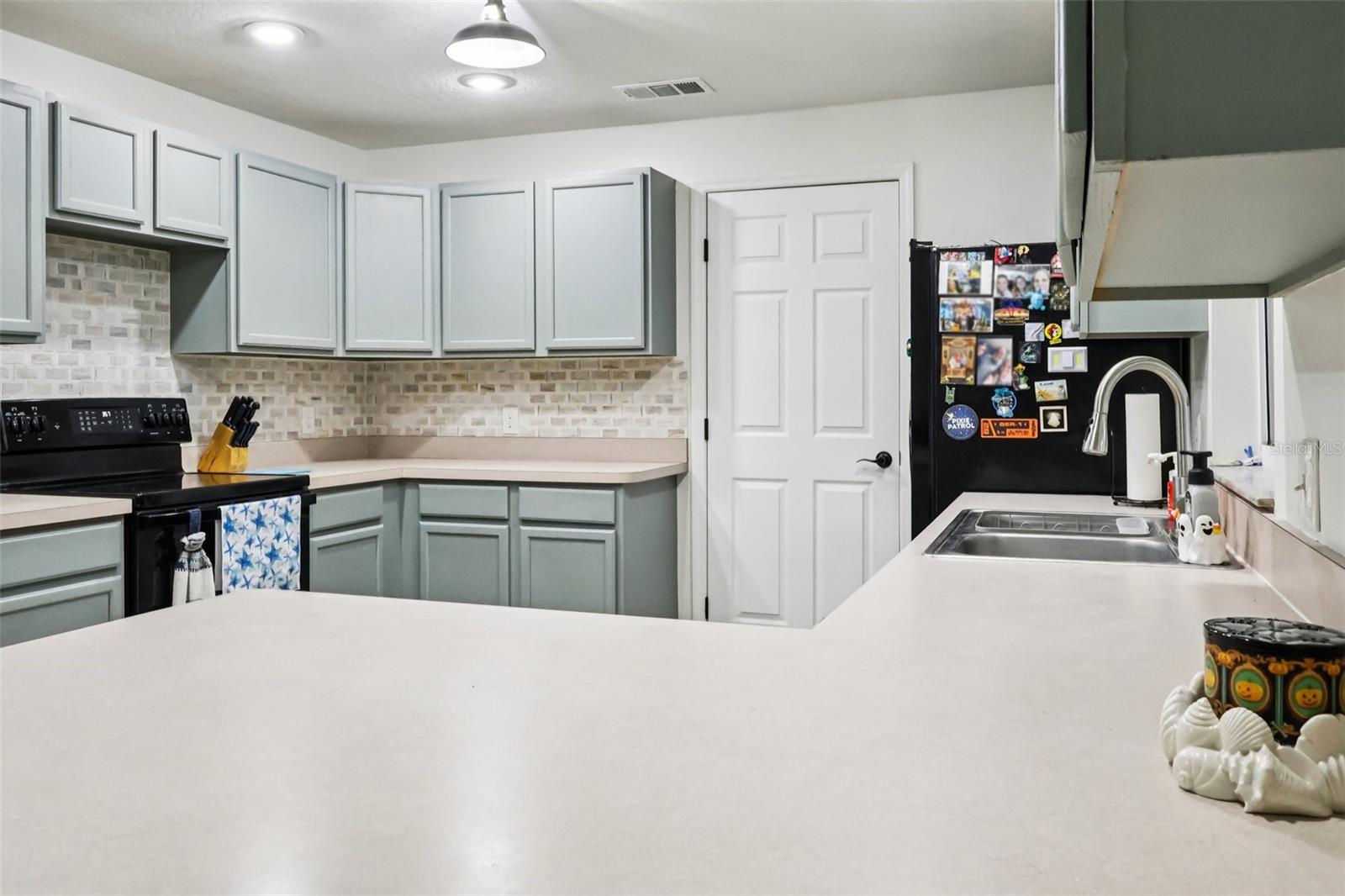 Image 13 of 35 For 565 Chula Woods Court