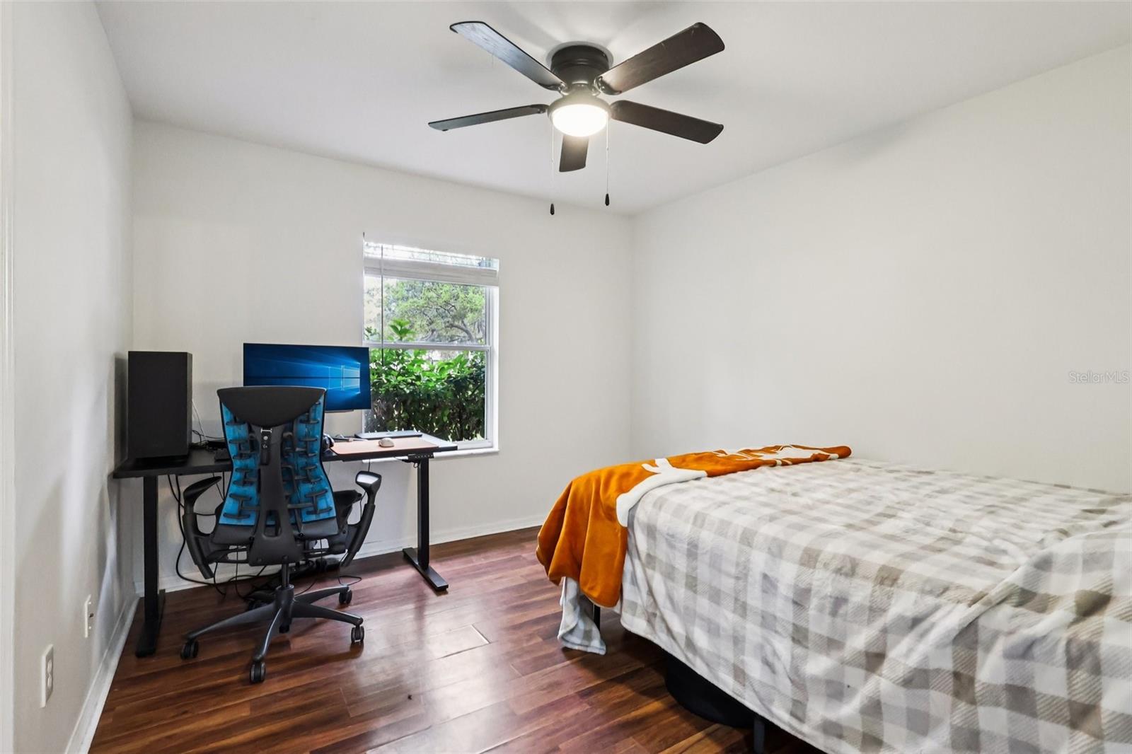 Image 27 of 35 For 565 Chula Woods Court