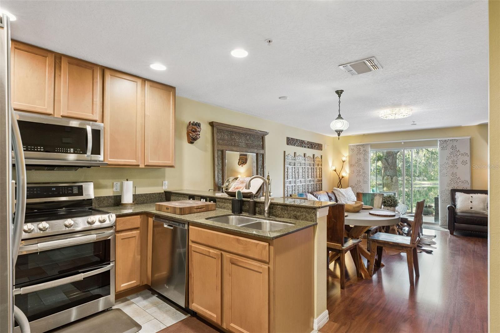 Image 11 of 46 For 171 Constitution Way