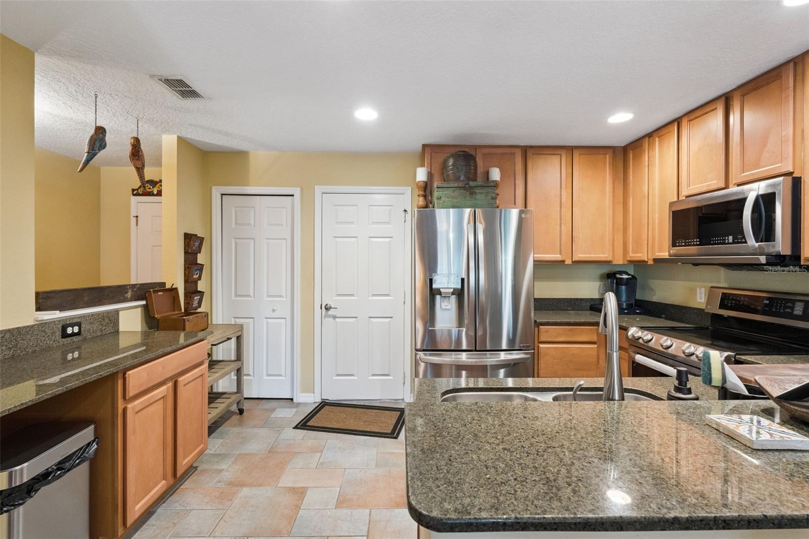 Image 13 of 46 For 171 Constitution Way