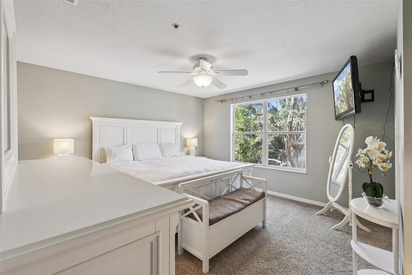 Image 25 of 46 For 171 Constitution Way