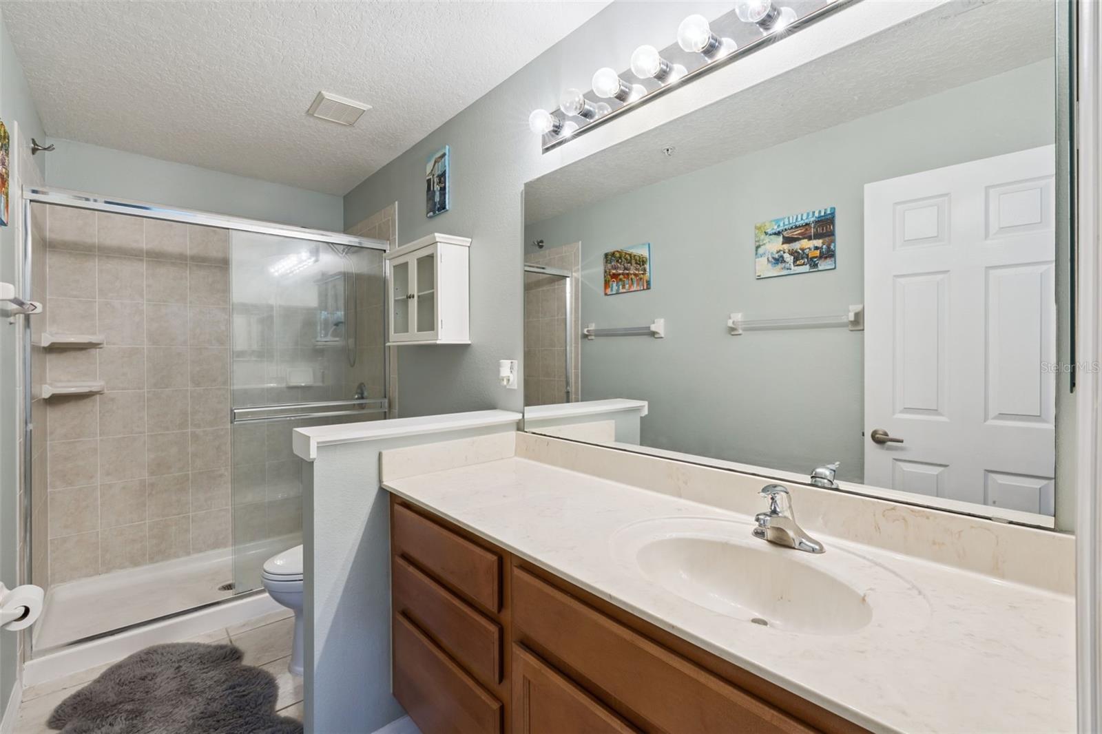 Image 27 of 46 For 171 Constitution Way