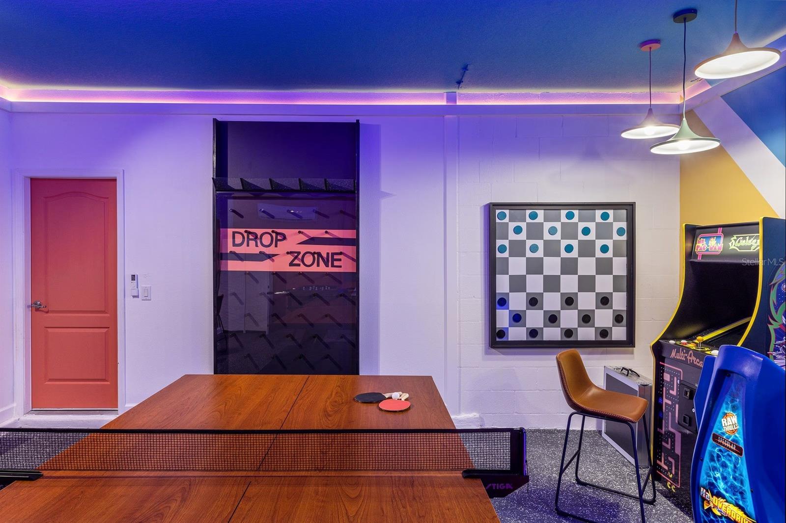 Image 13 of 44 For 9034 Shadow Mountain Street