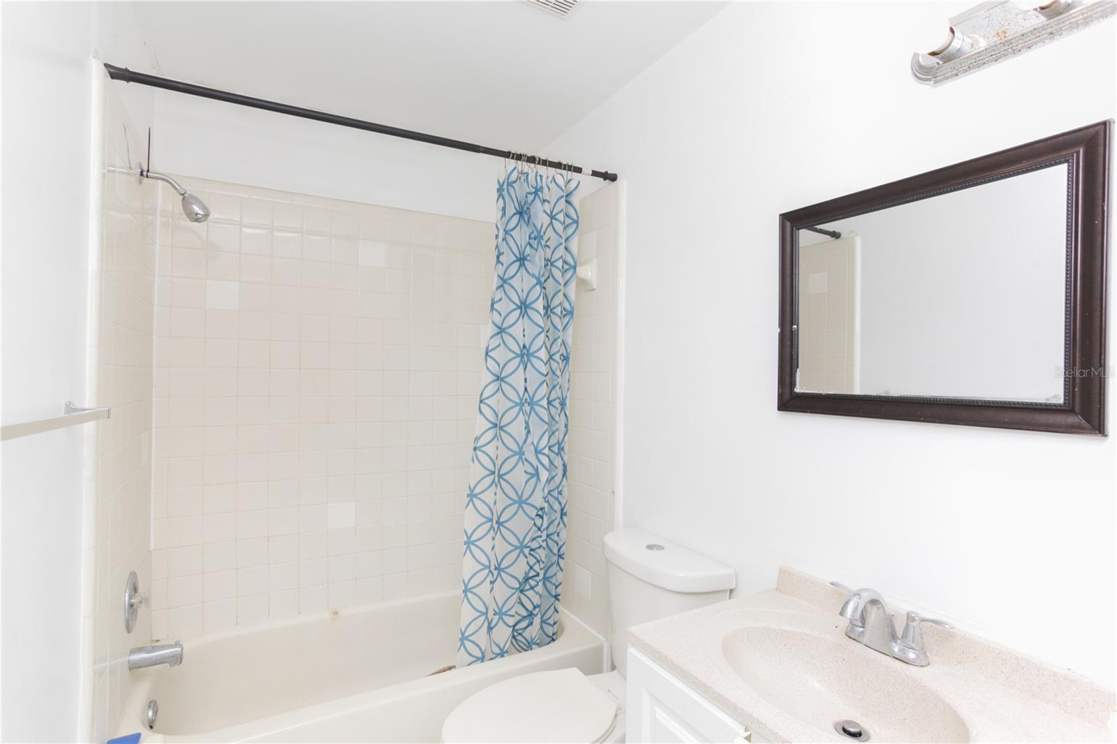 Image 14 of 35 For 597 Bablonica Drive