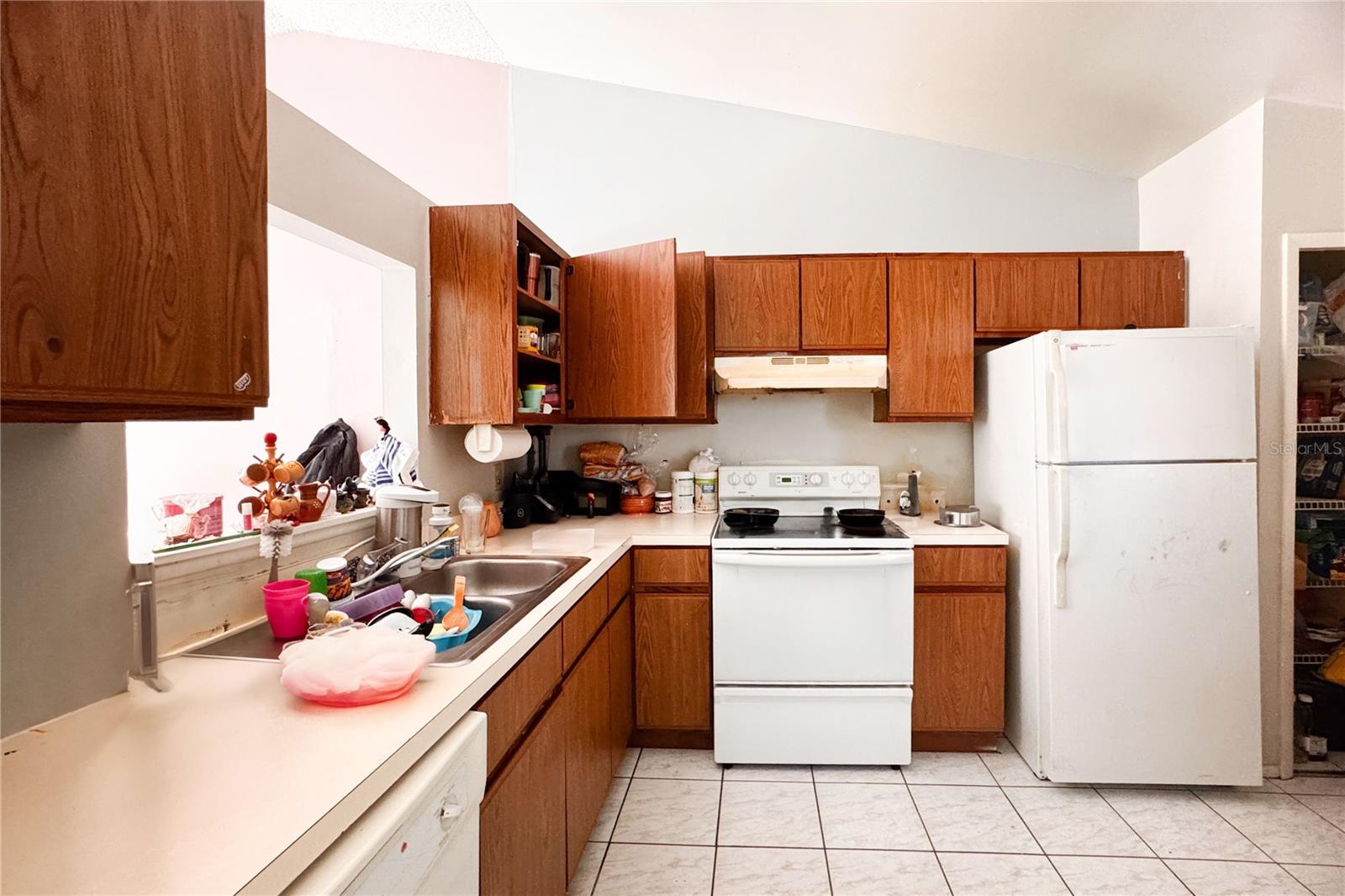 Image 24 of 35 For 597 Bablonica Drive