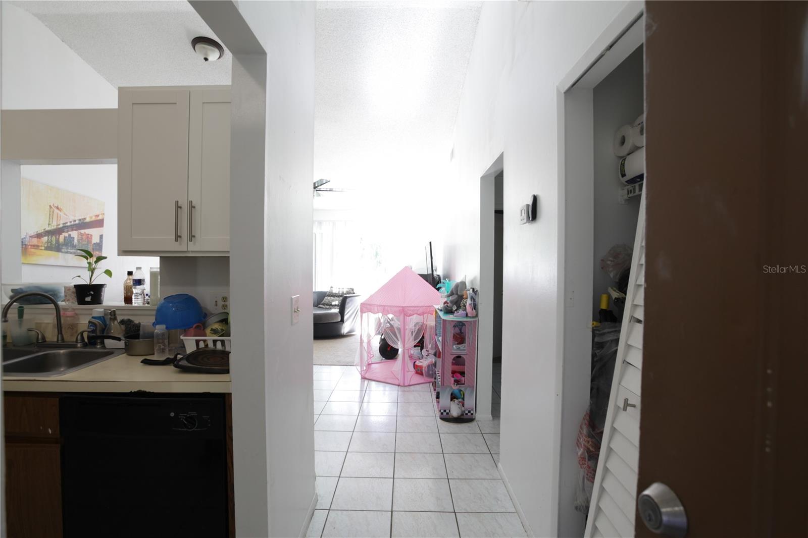 Image 8 of 35 For 597 Bablonica Drive