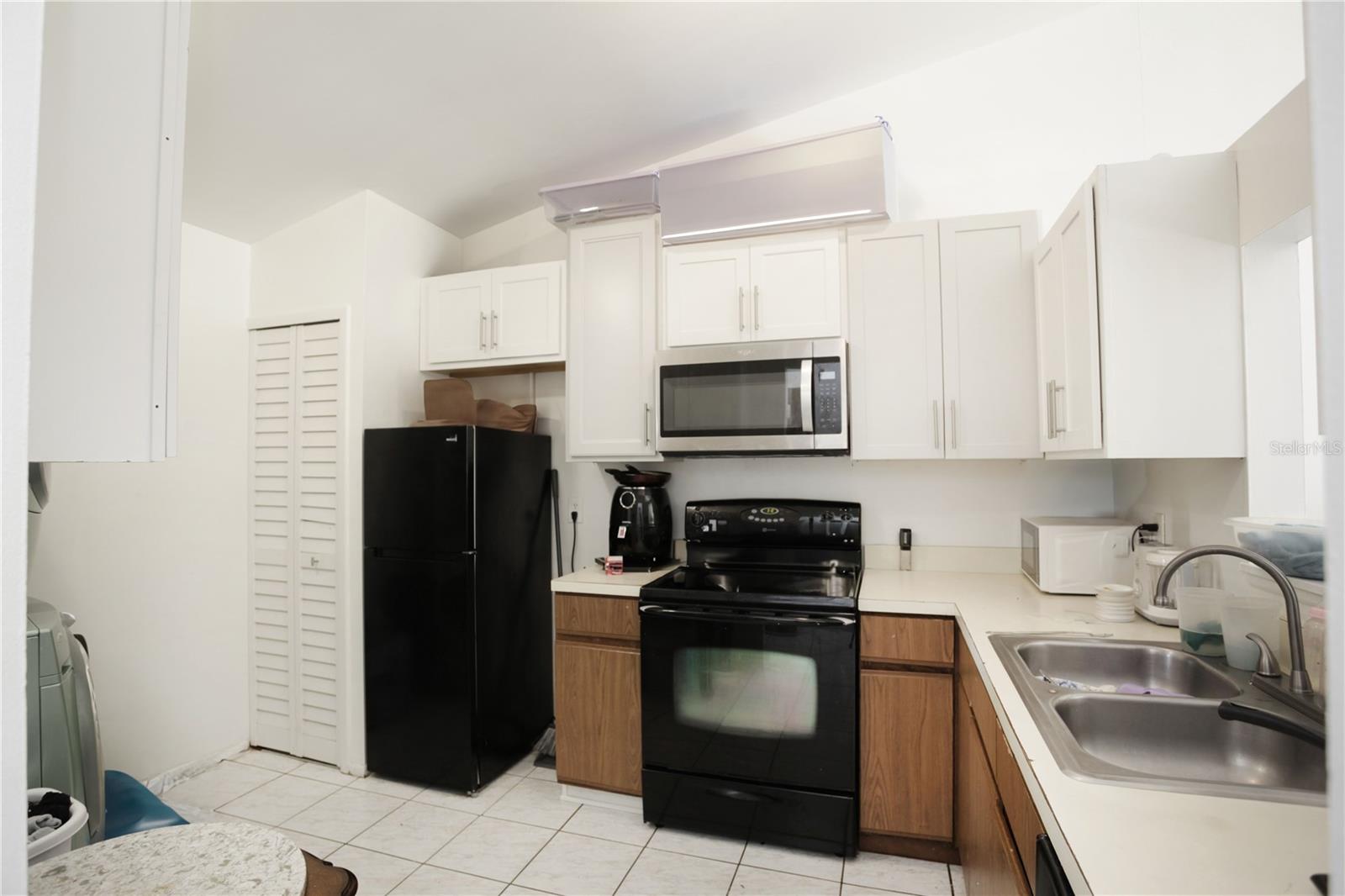 Image 9 of 35 For 597 Bablonica Drive