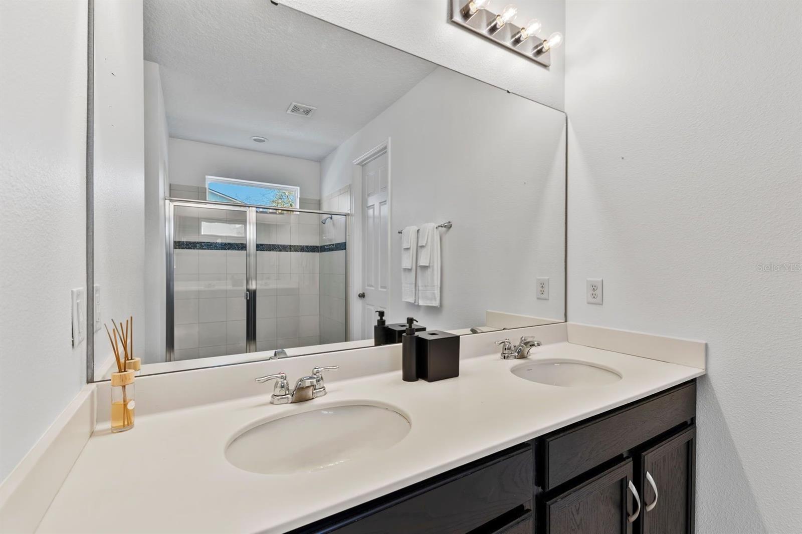 Image 21 of 44 For 9042 Sunshine Ridge Loop