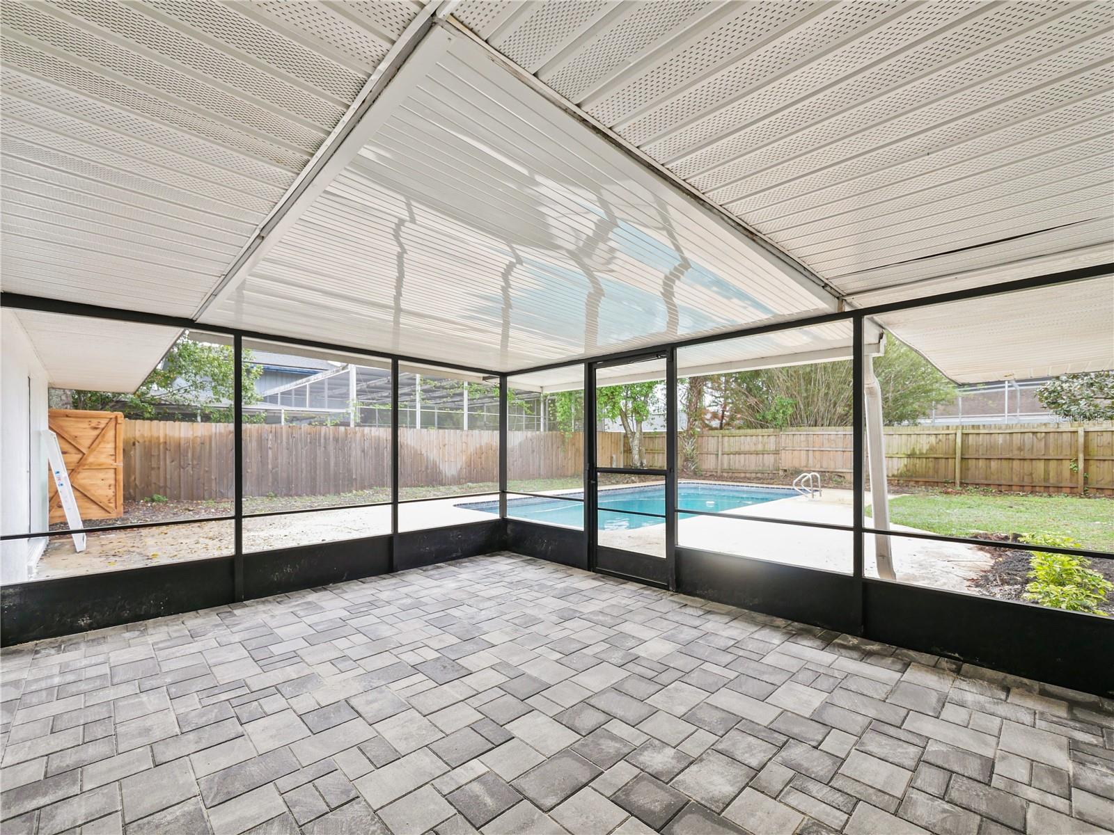 Image 23 of 29 For 2466 Fieldingwood Road