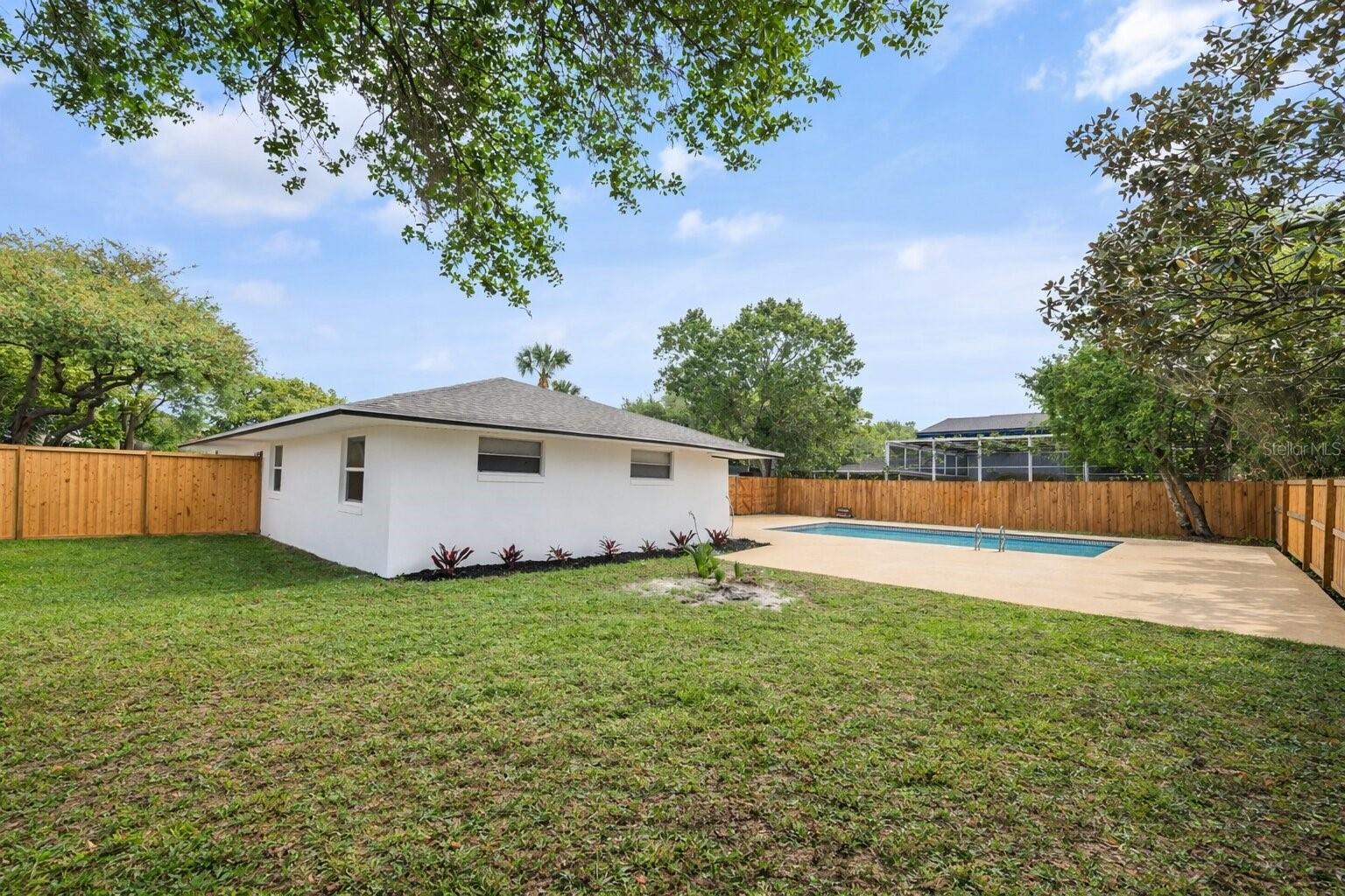 Image 27 of 29 For 2466 Fieldingwood Road