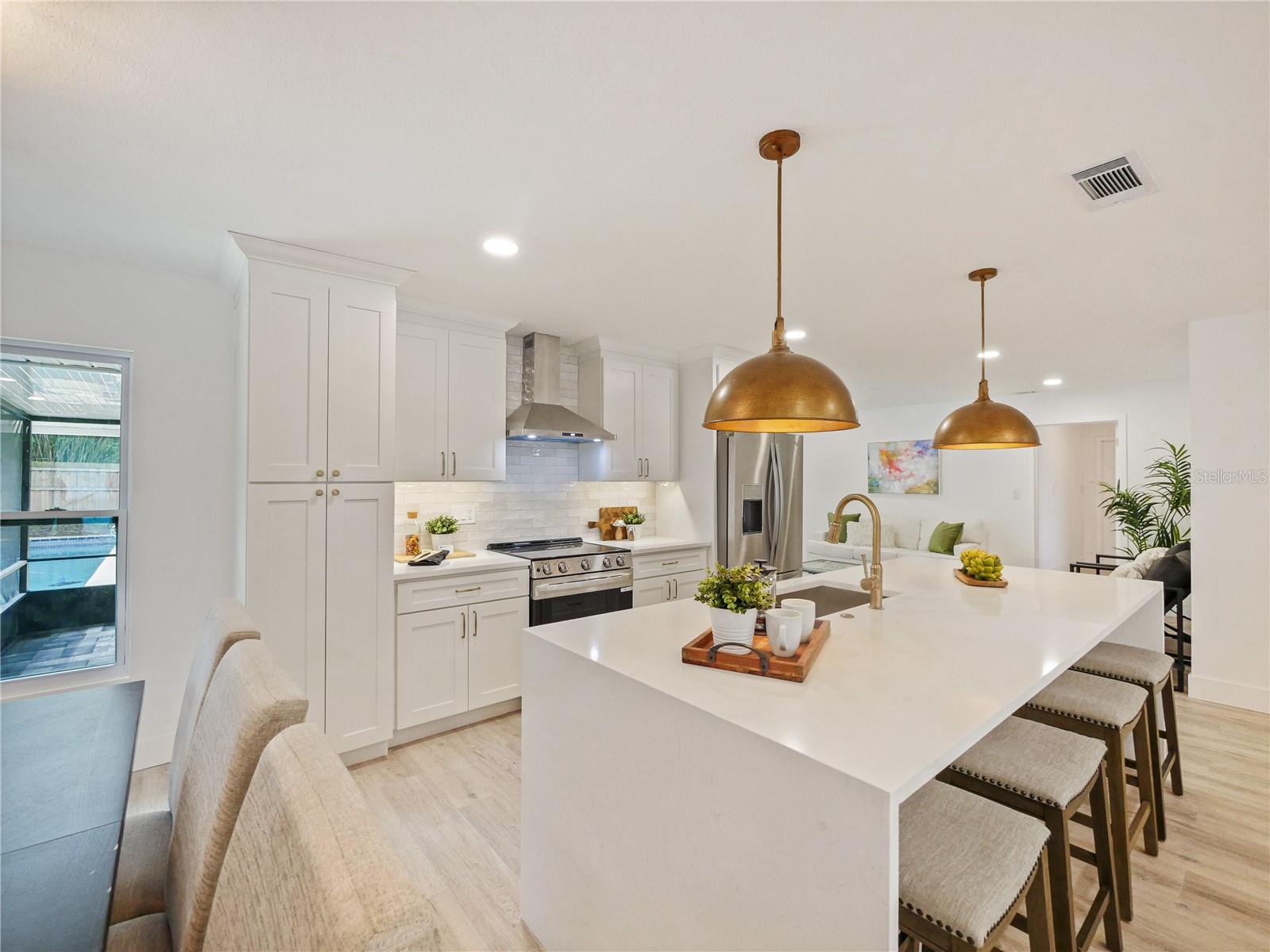 Image 6 of 29 For 2466 Fieldingwood Road