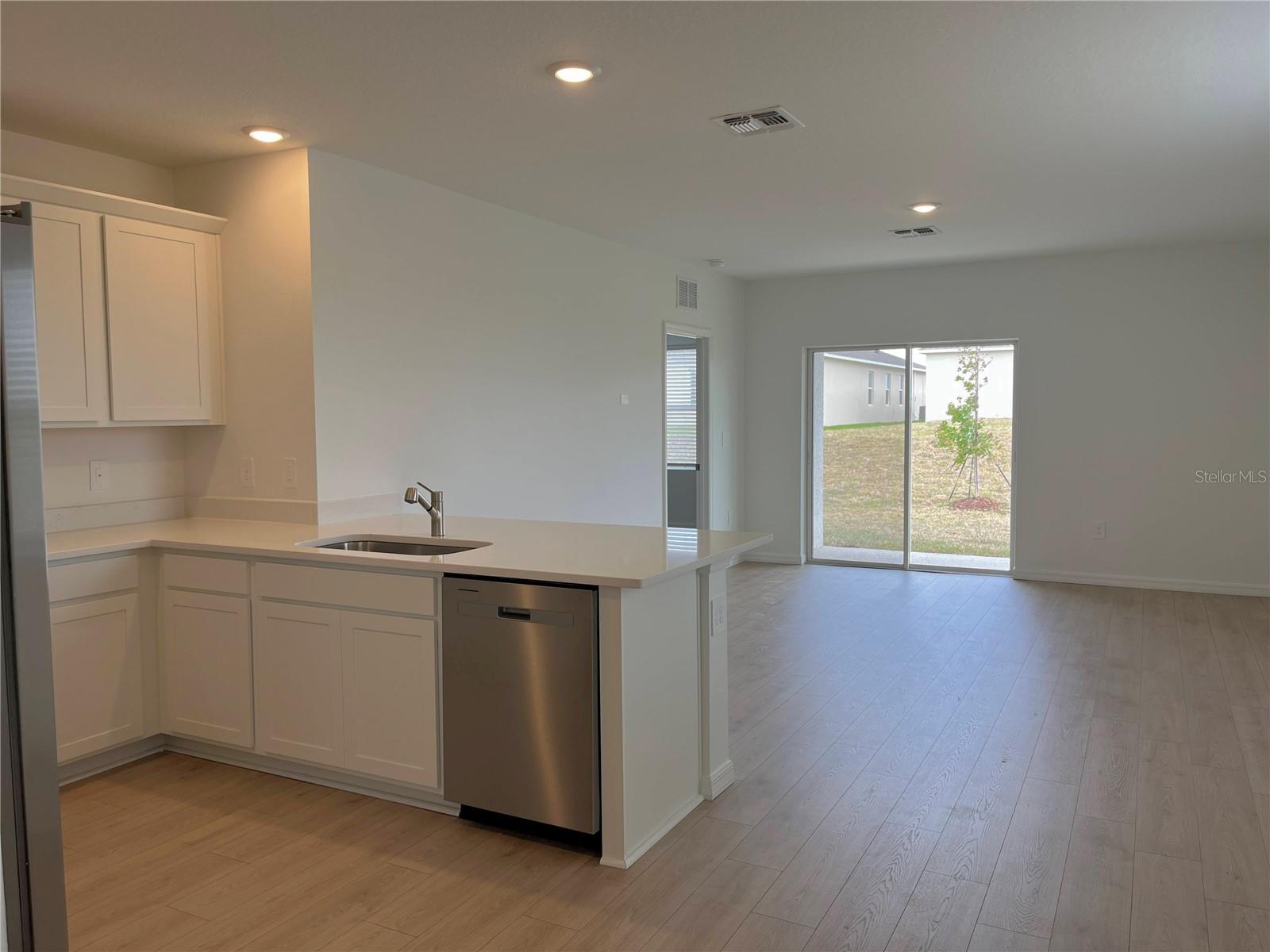 Image 7 of 22 For 3304 White Indigo Road