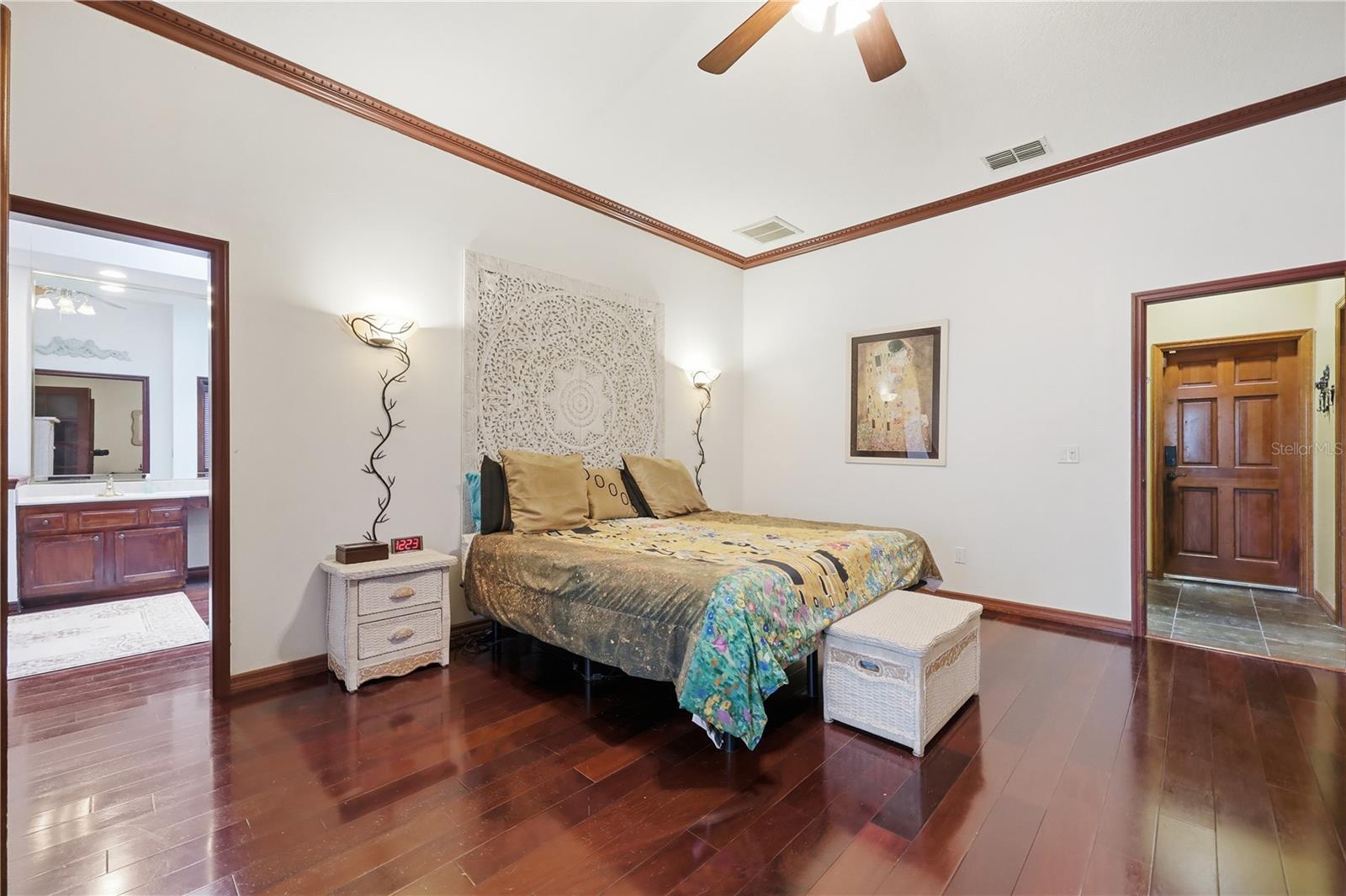 Image 30 of 73 For 9211 Hidden Bay Lane