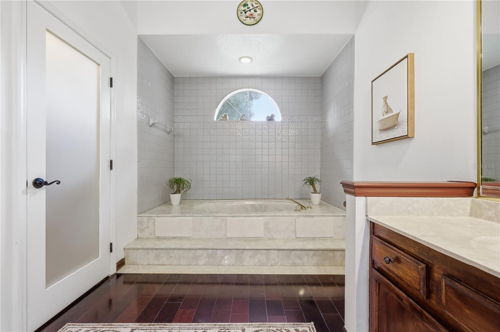 Image 34 of 73 For 9211 Hidden Bay Lane