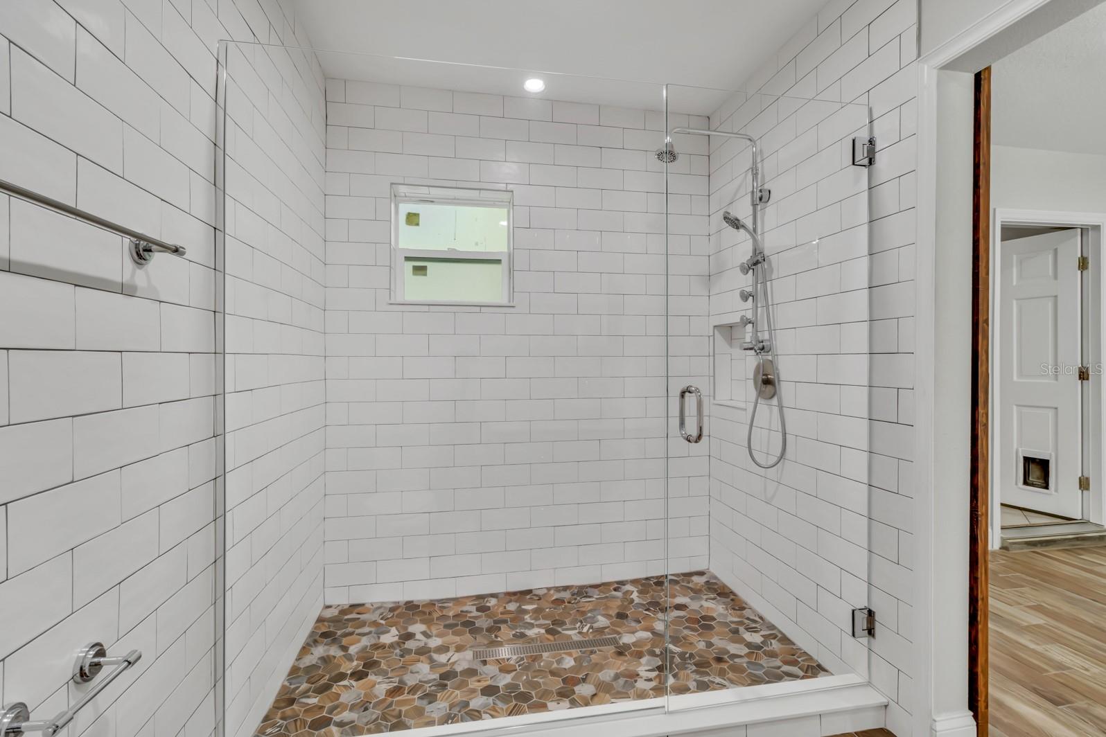 Image 26 of 37 For 2619 Ponkan Road