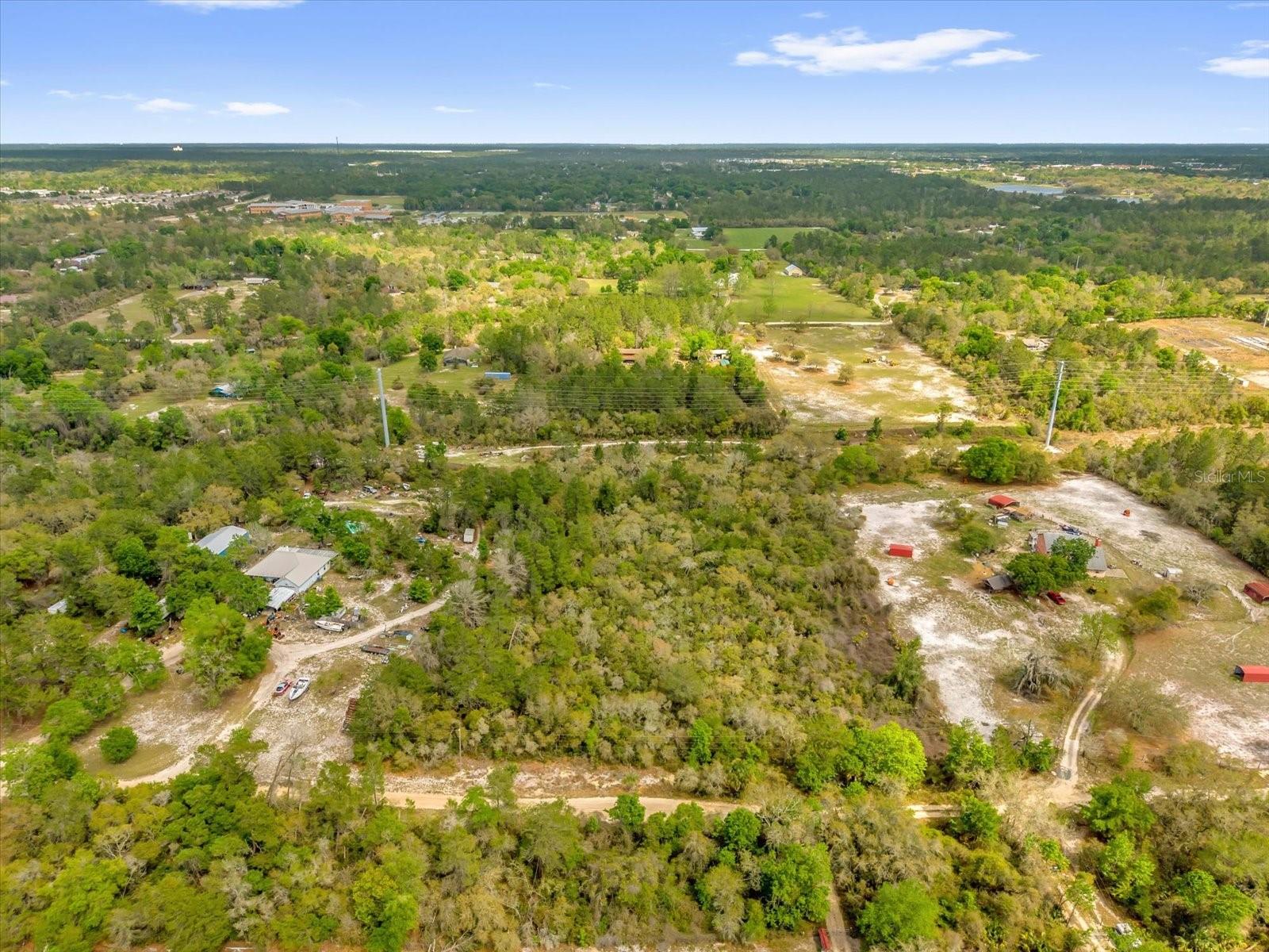 Image 5 of 5 For Chestnut Avenue