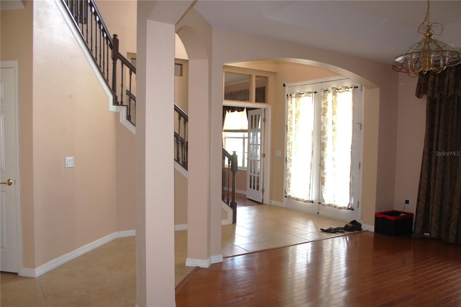 Image 23 of 95 For 2543 Chapala Drive