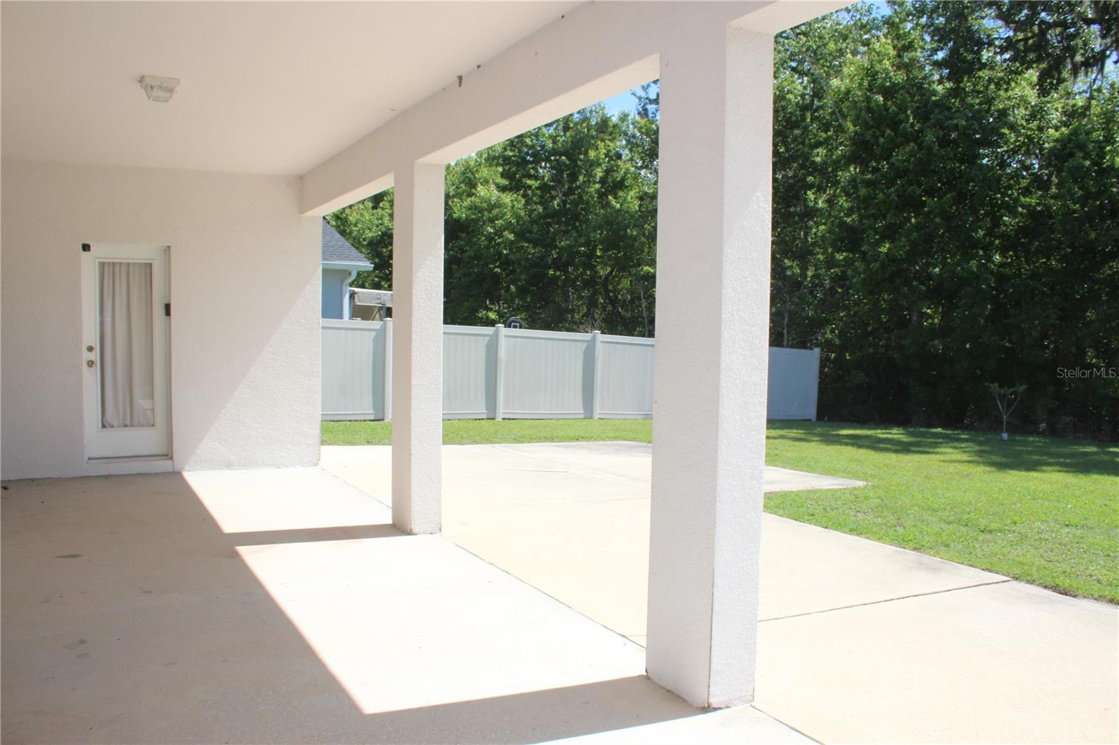 Image 26 of 95 For 2543 Chapala Drive