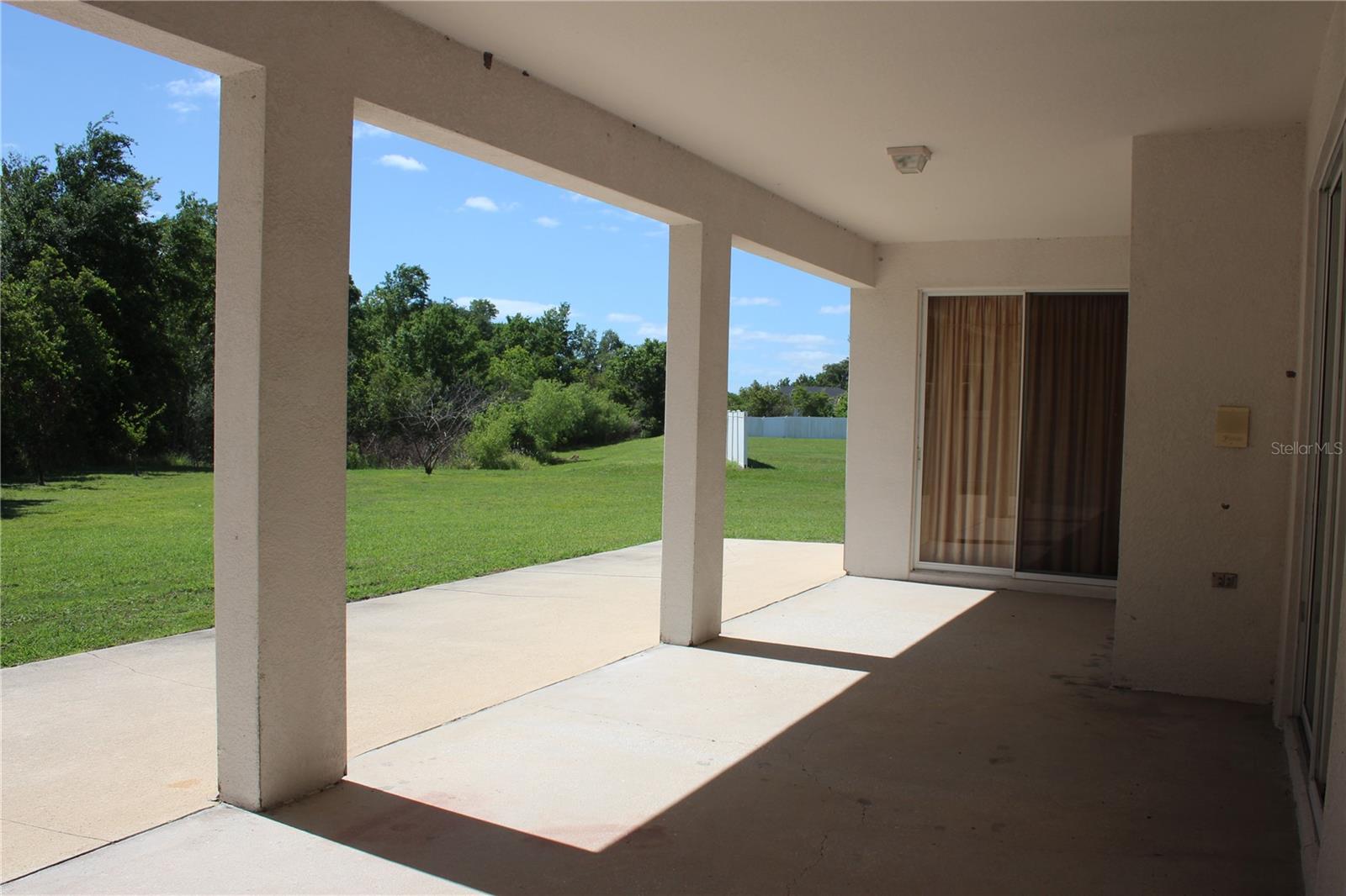 Image 27 of 95 For 2543 Chapala Drive