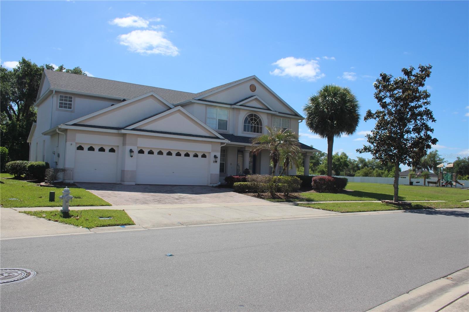 Image 5 of 95 For 2543 Chapala Drive