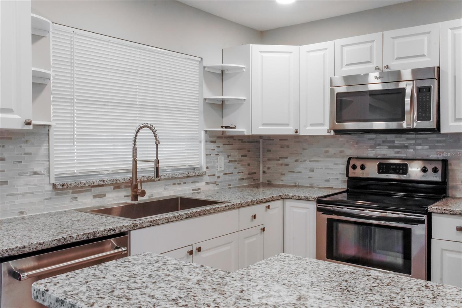 Image 5 of 13 For 8311 Esperanza Street