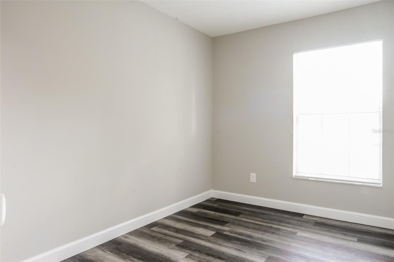 Image 8 of 13 For 8311 Esperanza Street