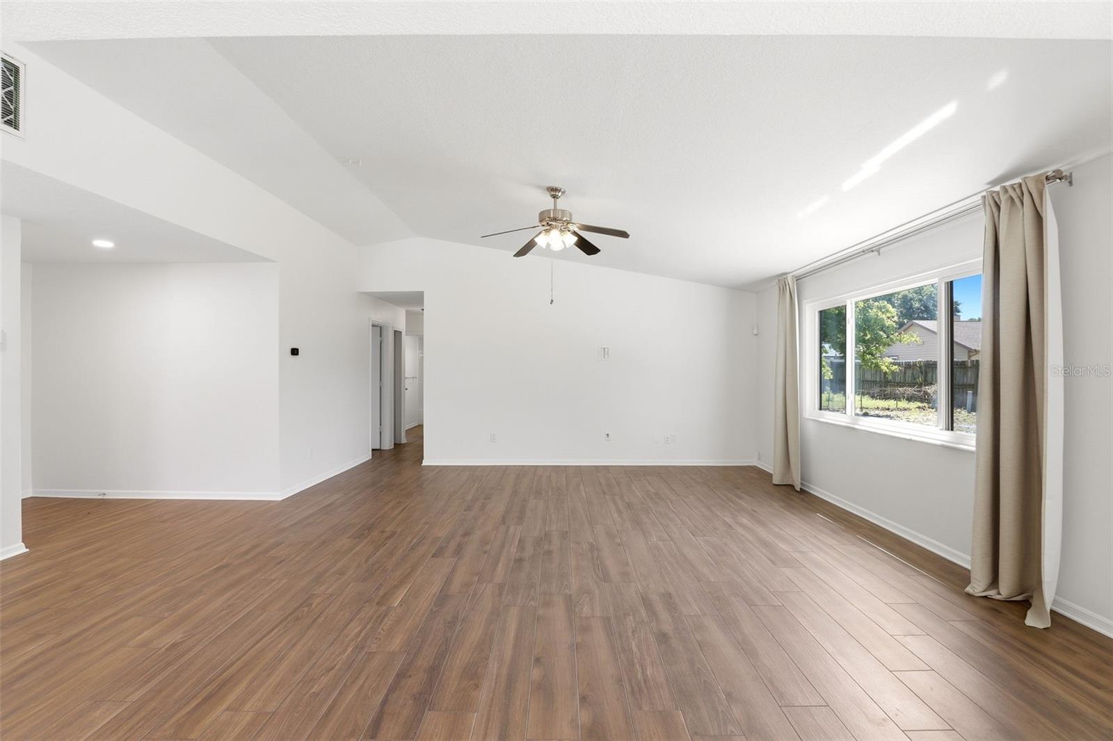 Image 10 of 34 For 7326 Wethersfield Drive