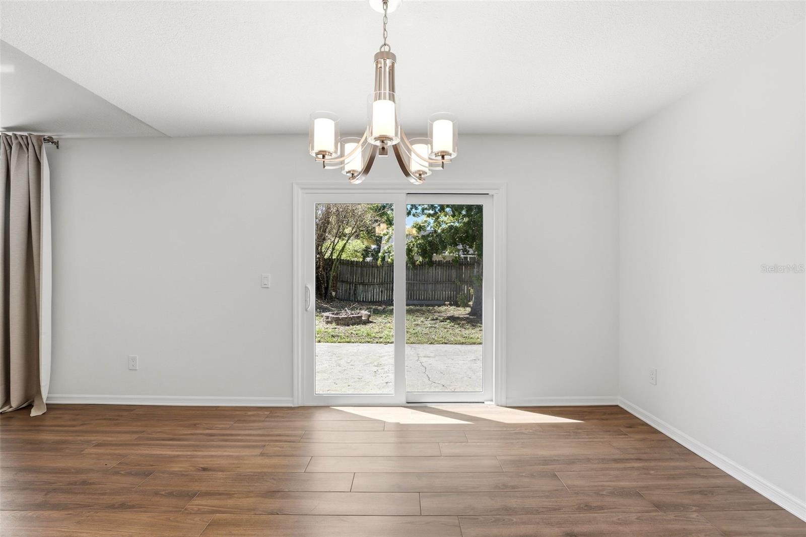 Image 17 of 34 For 7326 Wethersfield Drive