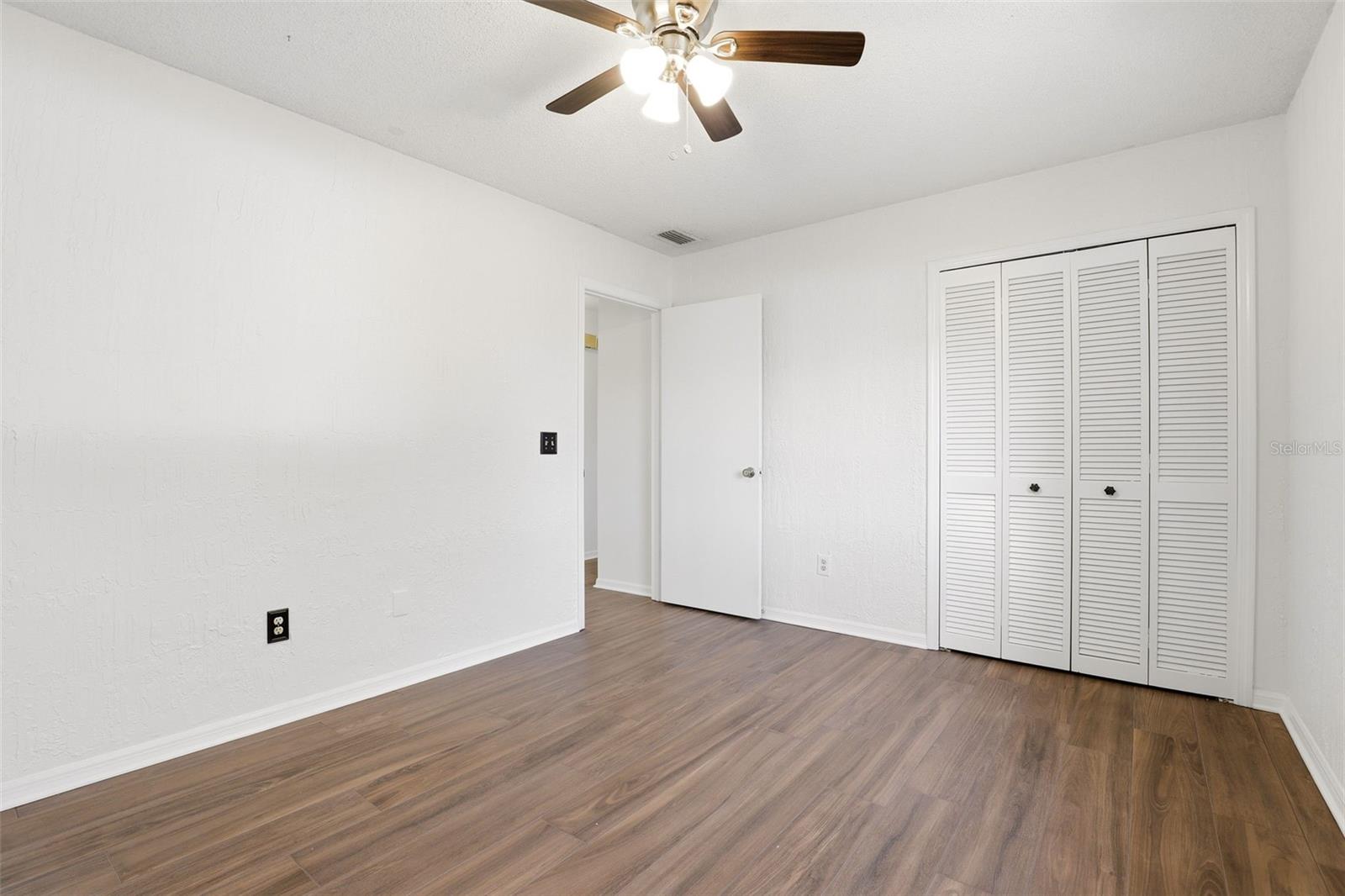 Image 24 of 34 For 7326 Wethersfield Drive