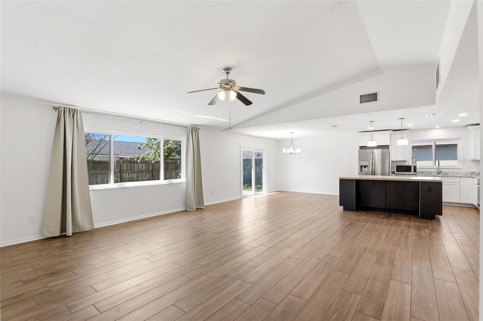 Image 8 of 34 For 7326 Wethersfield Drive