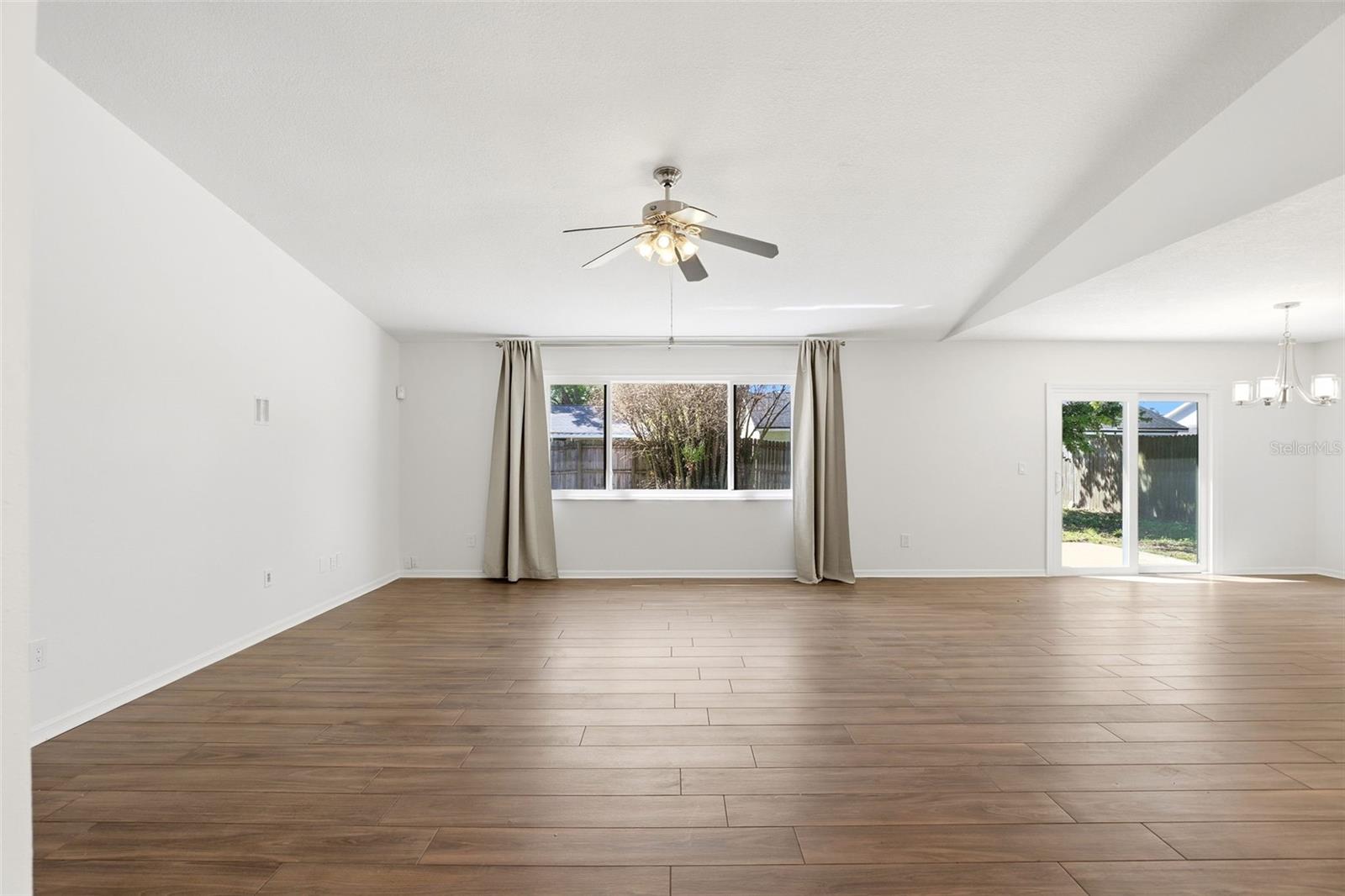 Image 9 of 34 For 7326 Wethersfield Drive