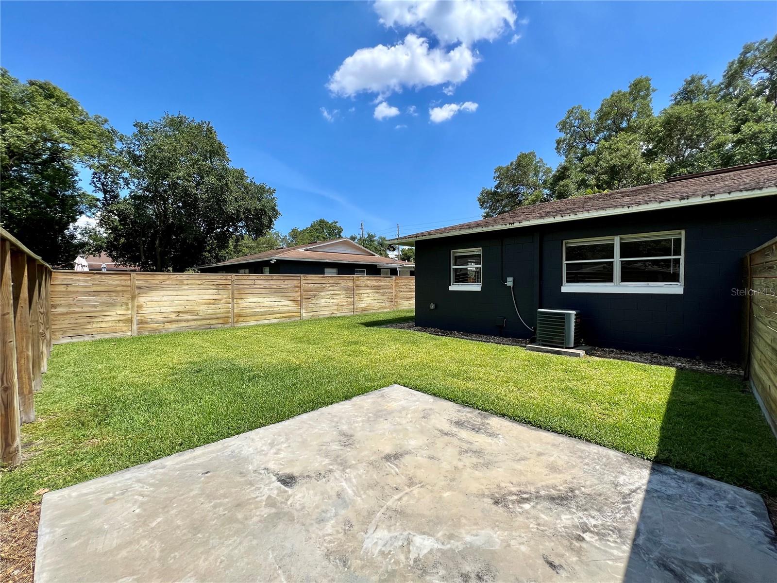 Image 3 of 13 For 2503 Kaley Avenue