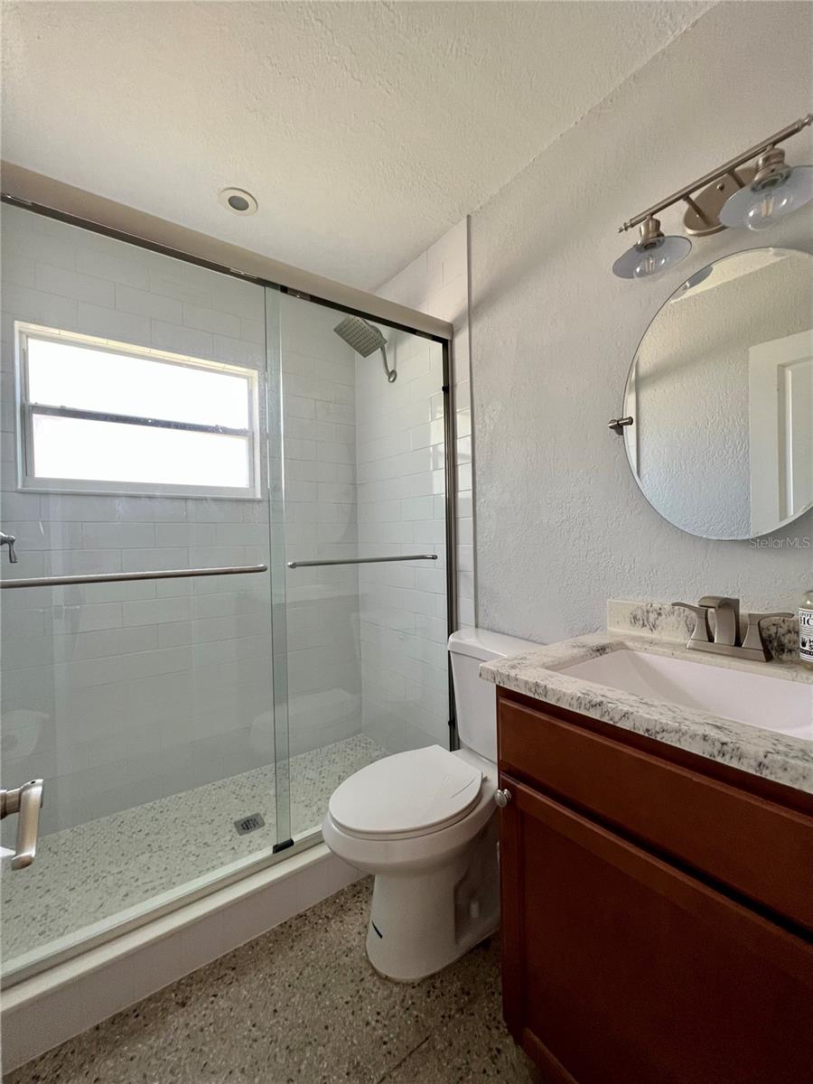 Image 6 of 13 For 2503 Kaley Avenue