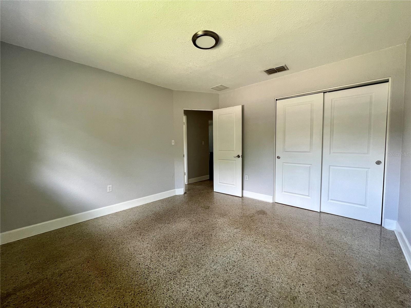 Image 8 of 13 For 2503 Kaley Avenue