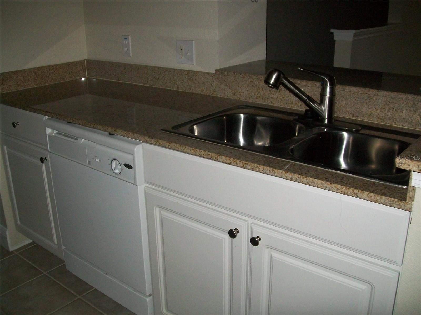 Image 3 of 12 For 12807 Madison Pointe Circle 203