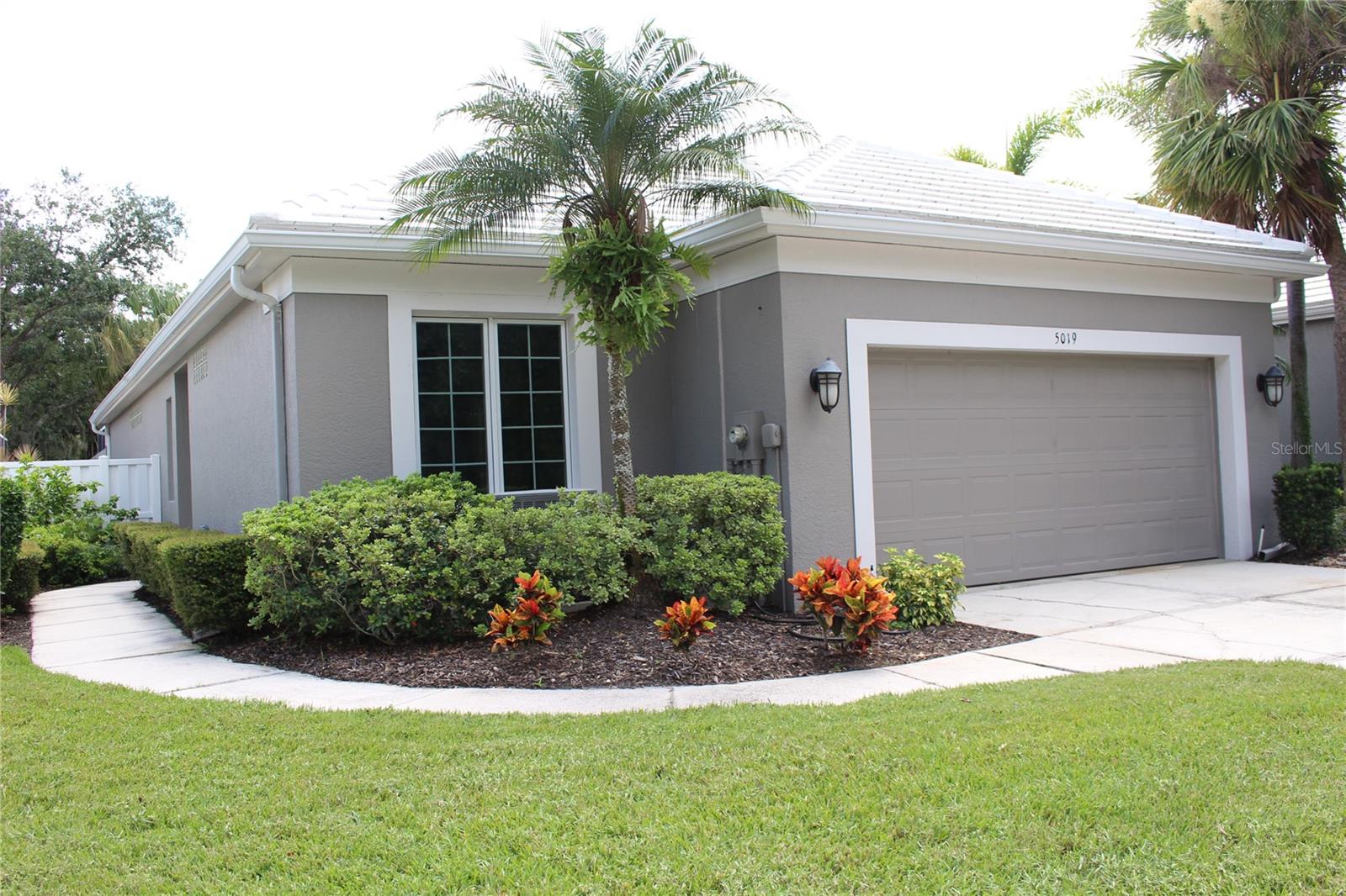 Details for 5019 88th Street Street E F-18, BRADENTON, FL 34211