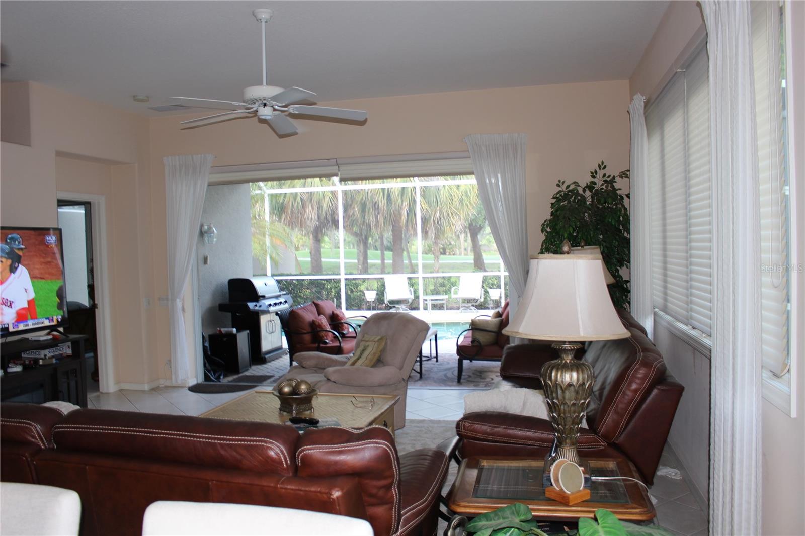 Image 18 of 26 For 5019 88th Street Street E F-18