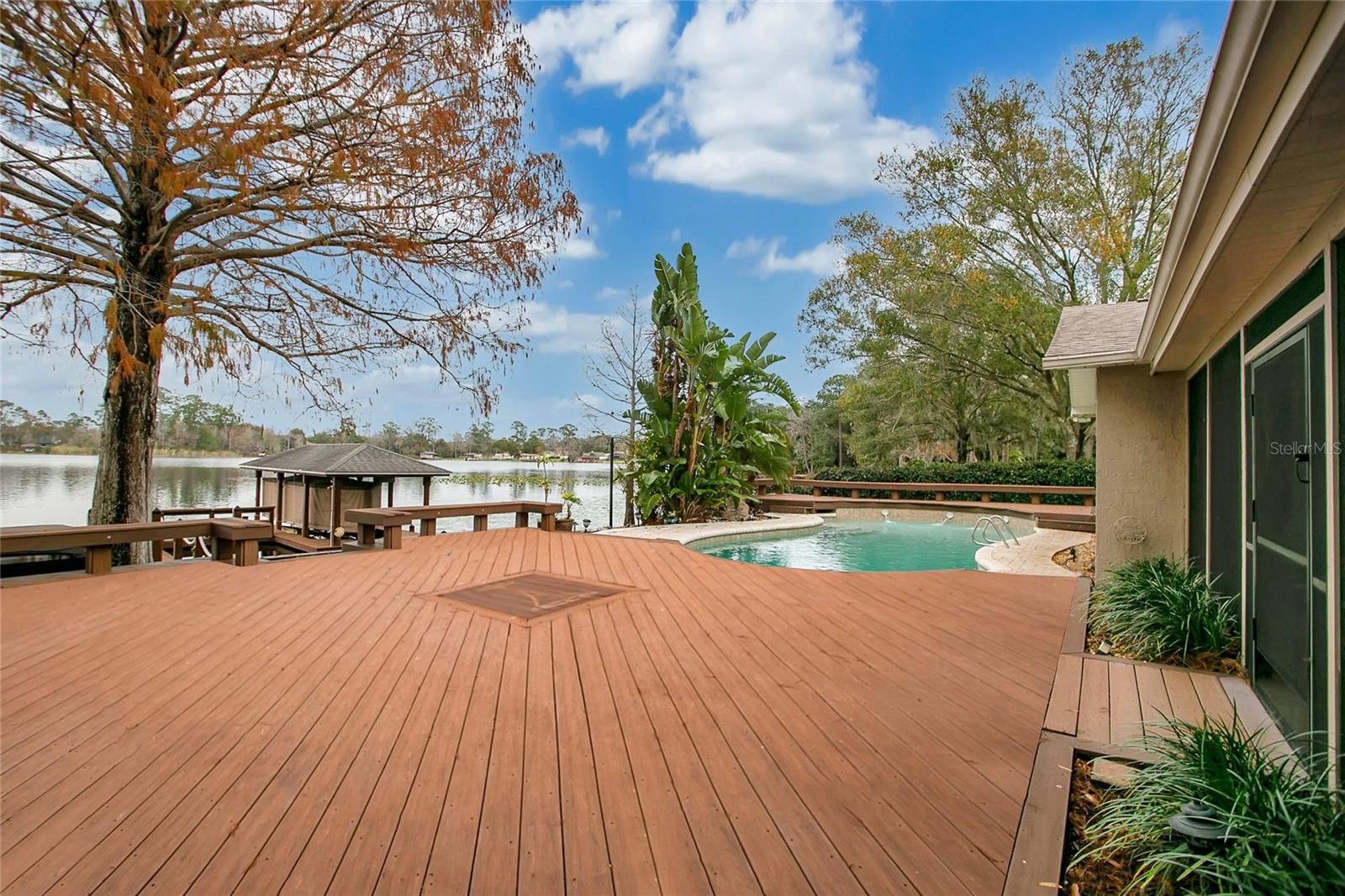 Image 19 of 26 For 8757 Harbor View Drive