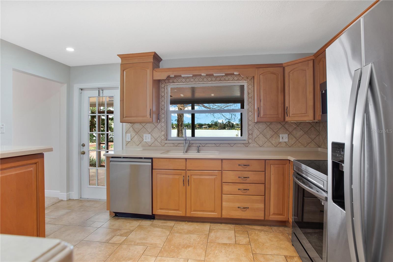 Image 6 of 26 For 8757 Harbor View Drive