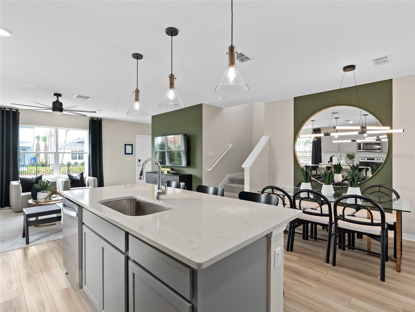 Image 10 of 26 For 10326 Cressida Alley