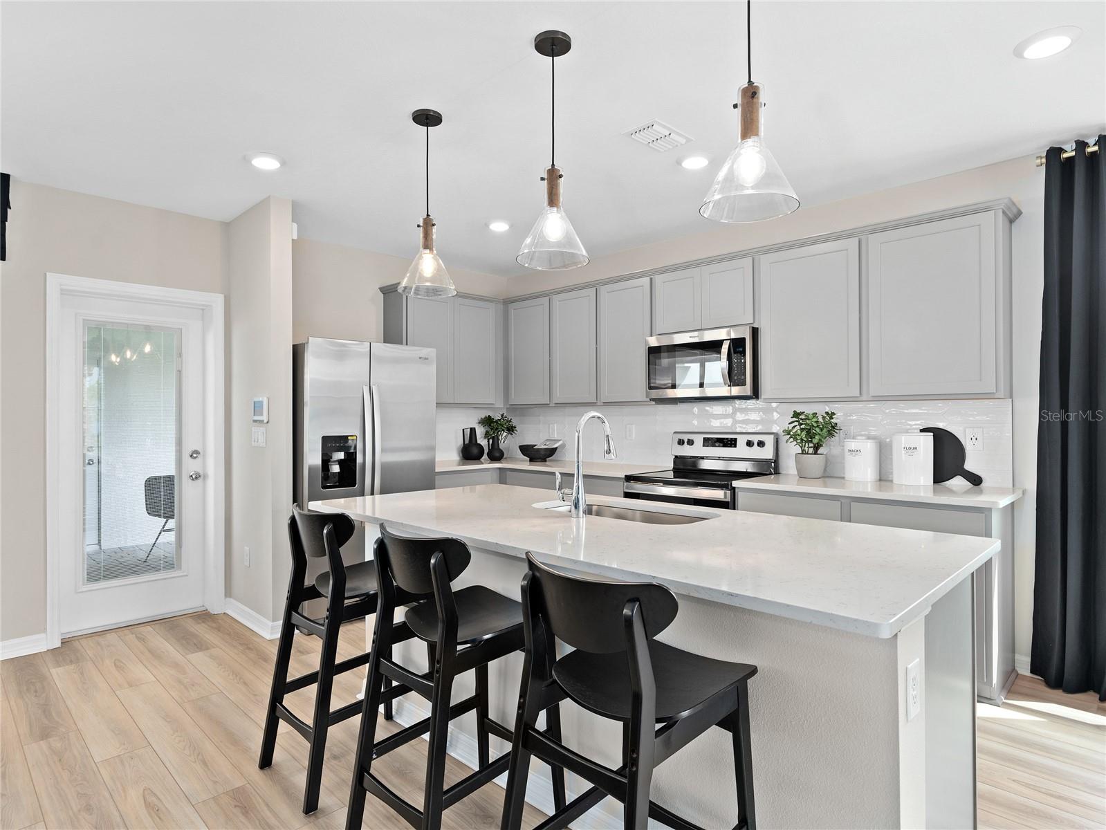 Image 12 of 26 For 10326 Cressida Alley