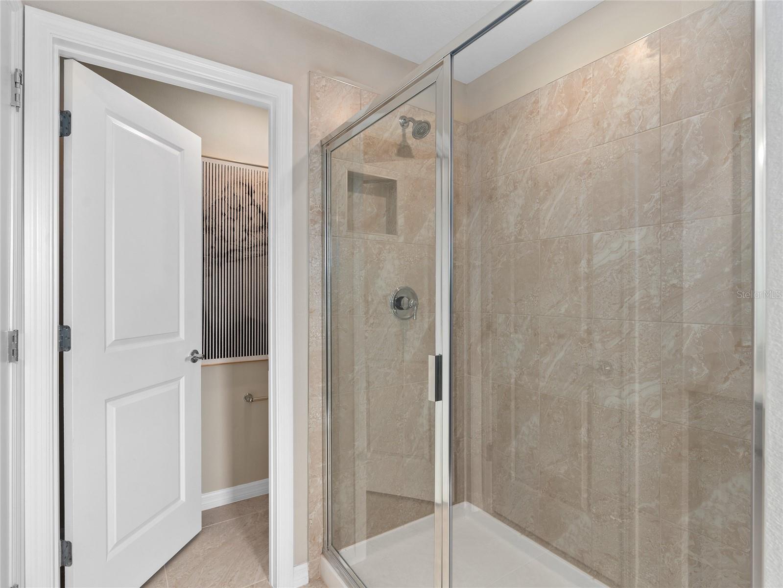 Image 19 of 26 For 10326 Cressida Alley